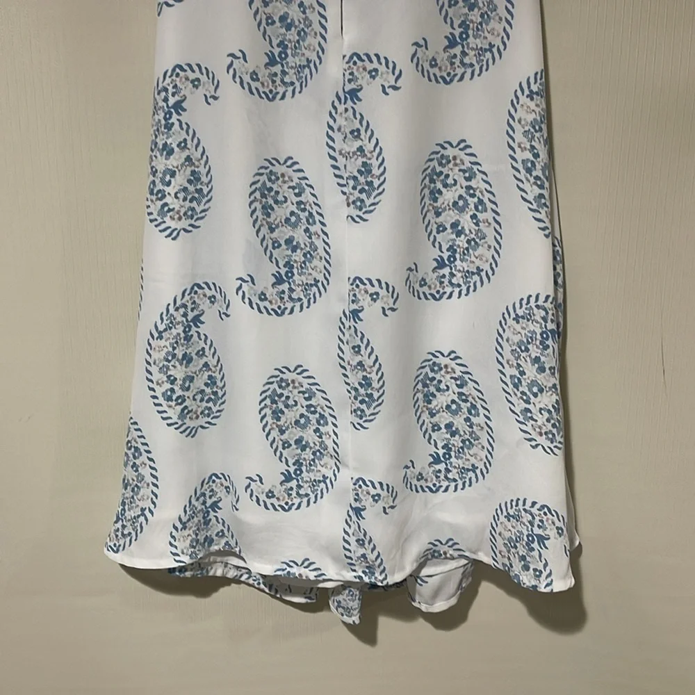 New Without Tags LOFT White and Blue Patterned Tank Blouse Size Small